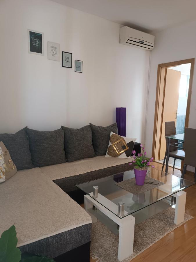 Apartment "San Marino" Baška Voda المظهر الخارجي الصورة