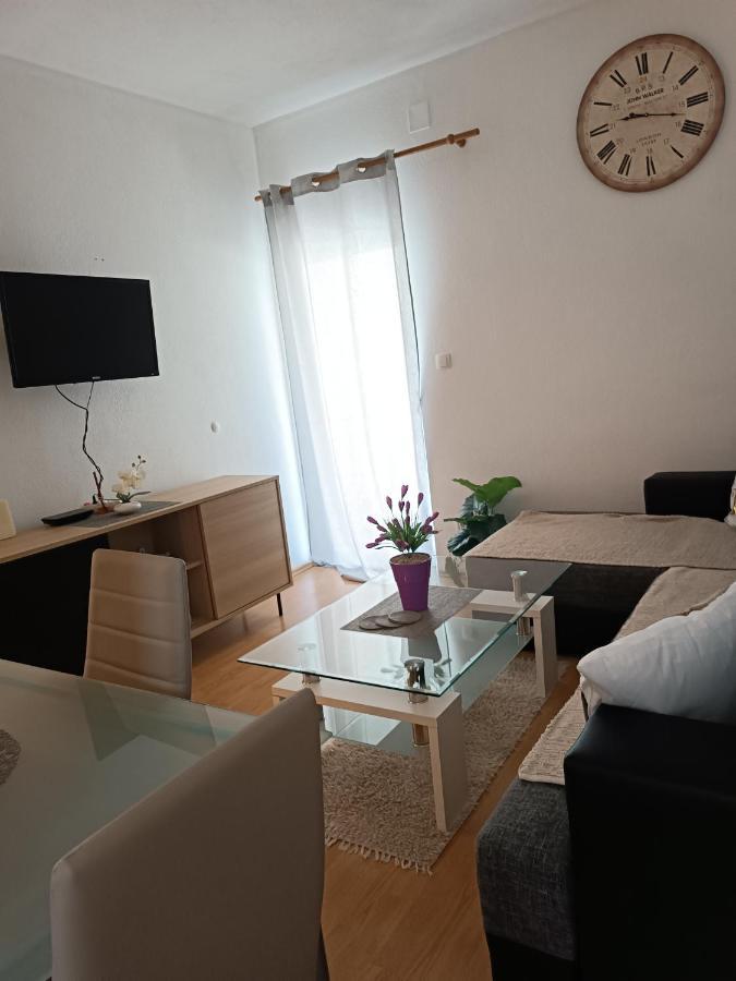 Apartment "San Marino" Baška Voda المظهر الخارجي الصورة