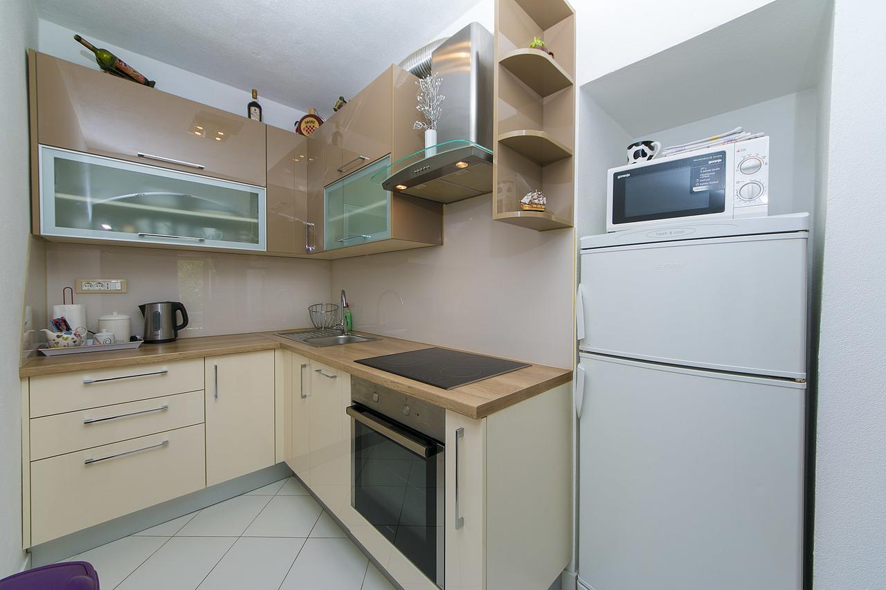 Apartment "San Marino" Baška Voda المظهر الخارجي الصورة