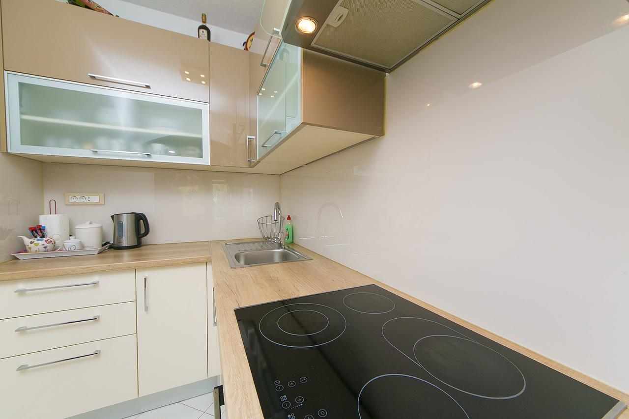Apartment "San Marino" Baška Voda المظهر الخارجي الصورة